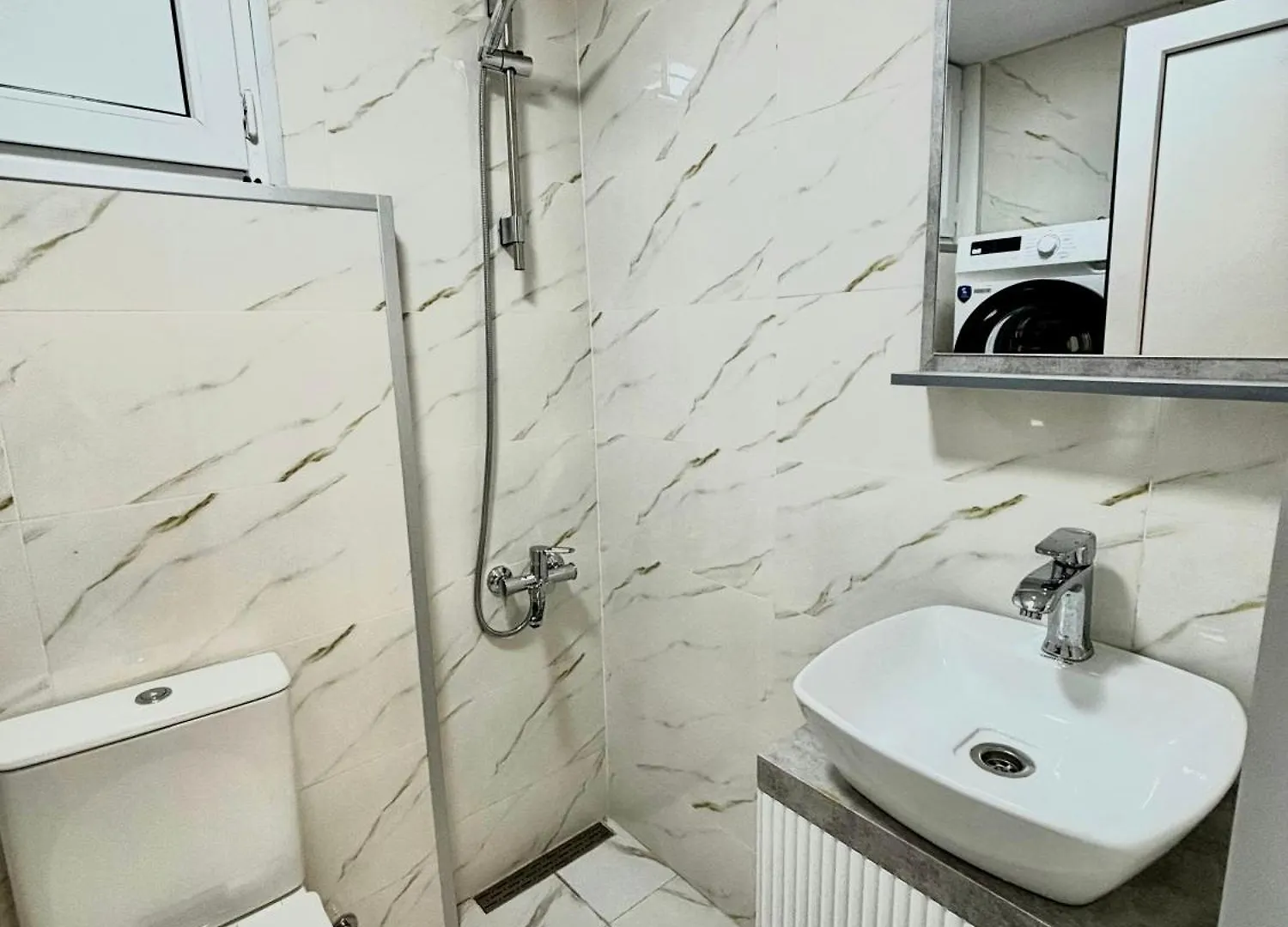 Vintage Hostel At Freedom Square Tbilisi
