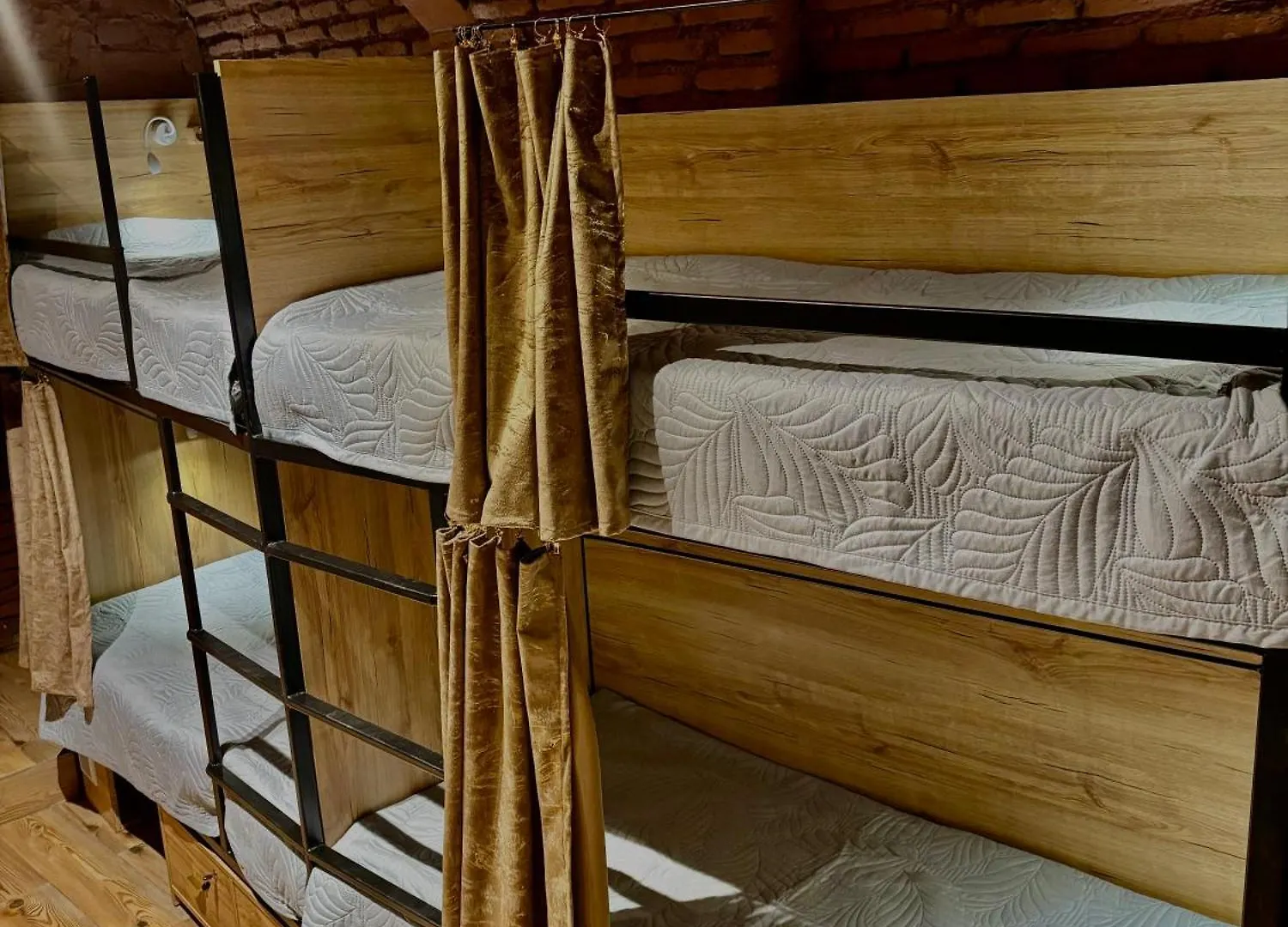 Vintage Hostel At Freedom Square Tbilisi